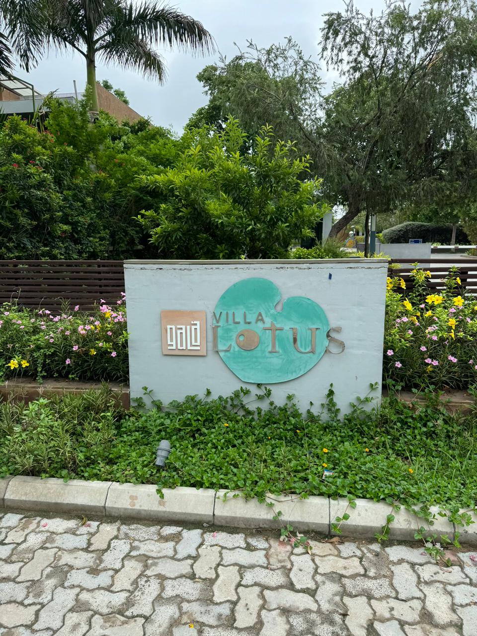 Gala Lotus Gokuldham 4bhk Bungalow for Sale